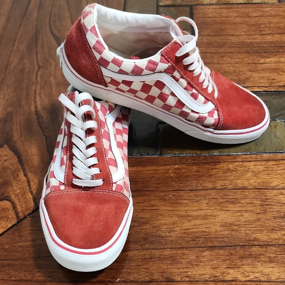 Vans - Red and White Checkered - 9.5 Men
